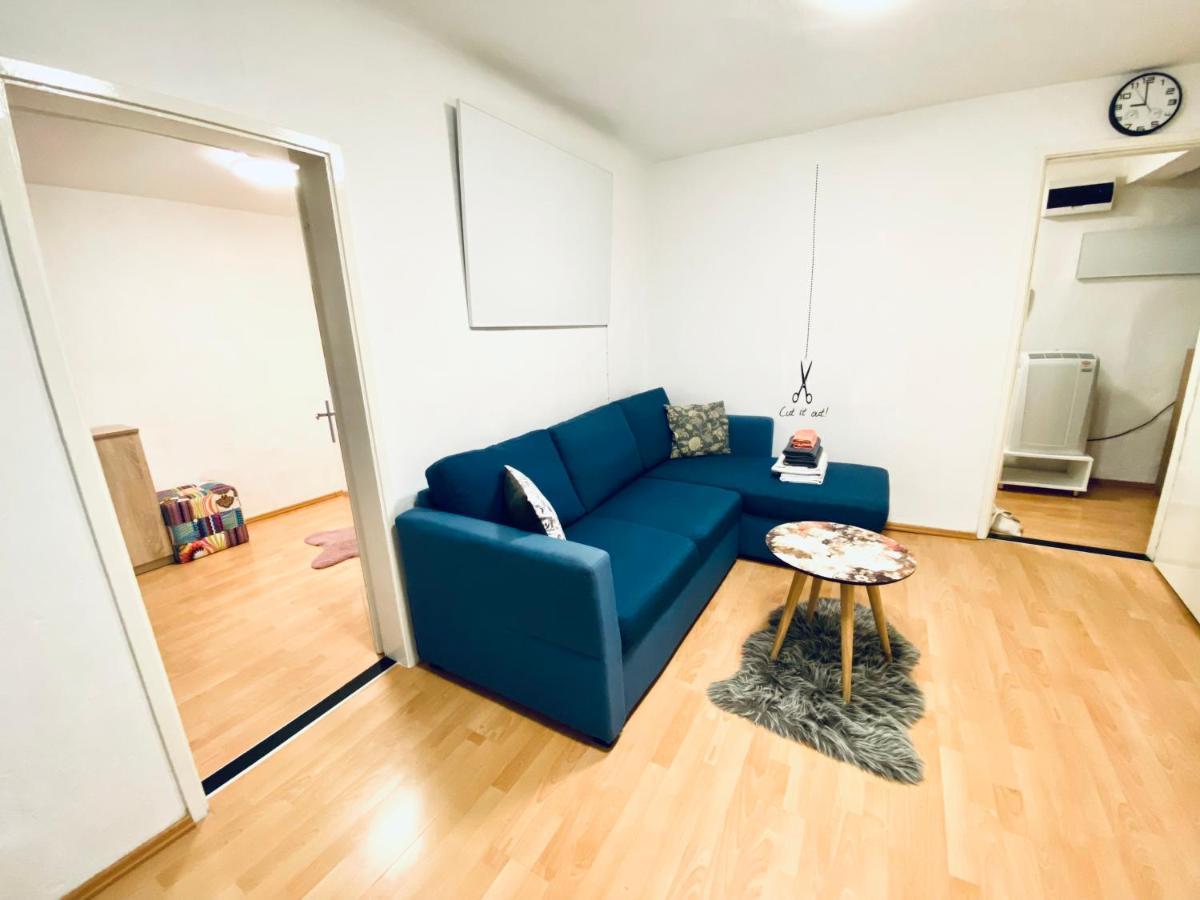 1Br Apartment On The Most Beautiful Street In Ljubljana Center Liubliana Exterior foto
